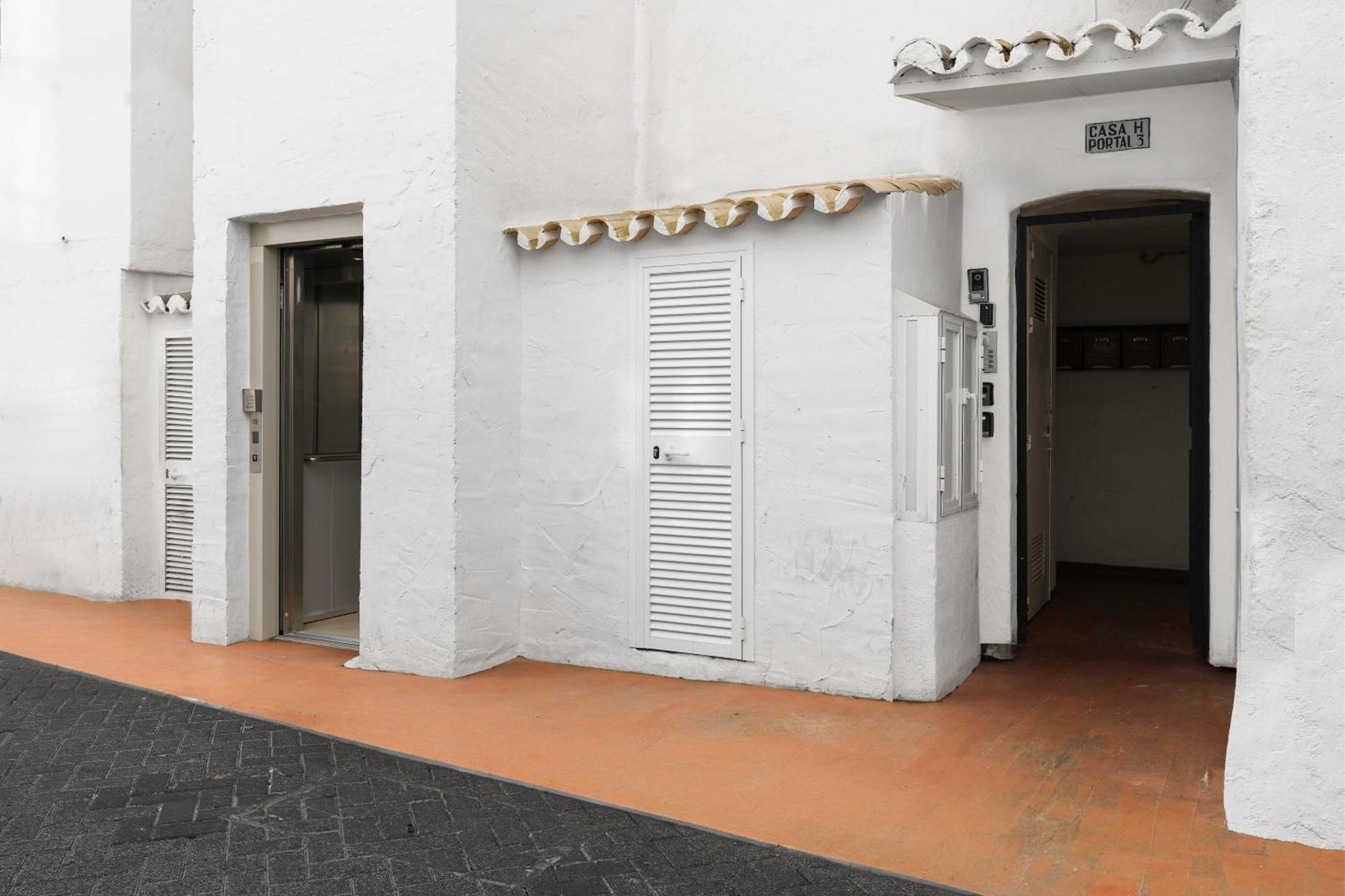 Ferienwohnung 243-Fully Renovated-Puerto Banus Marbella Front Line Penthouse Exterior foto