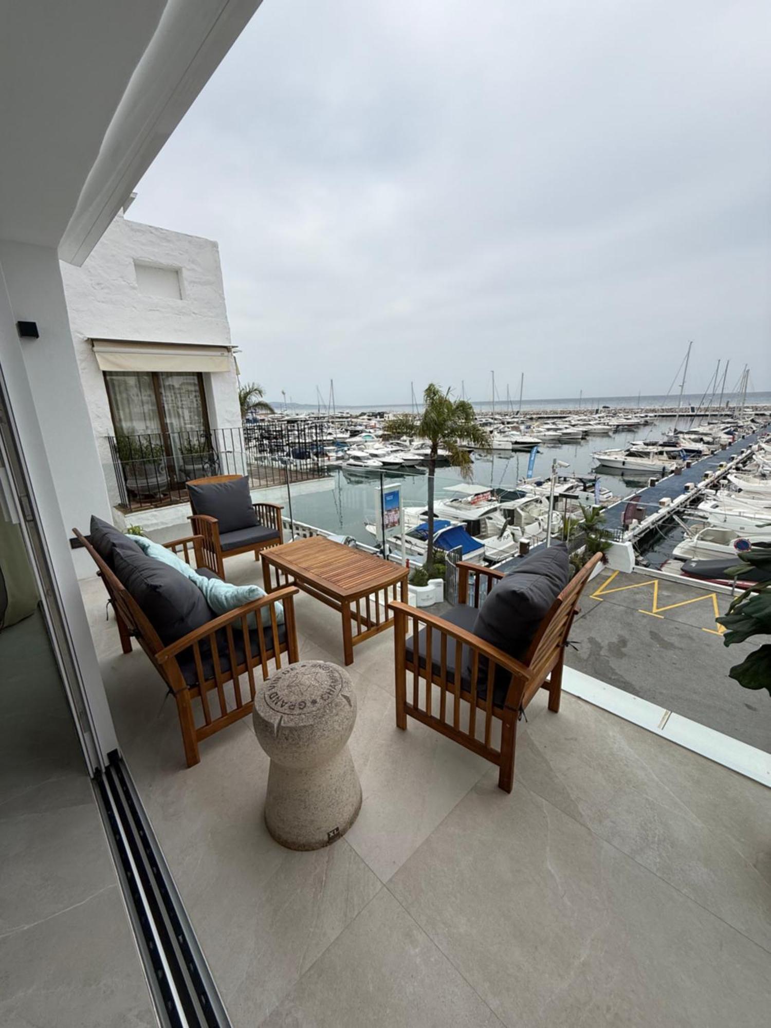 Ferienwohnung 243-Fully Renovated-Puerto Banus Marbella Front Line Penthouse Exterior foto