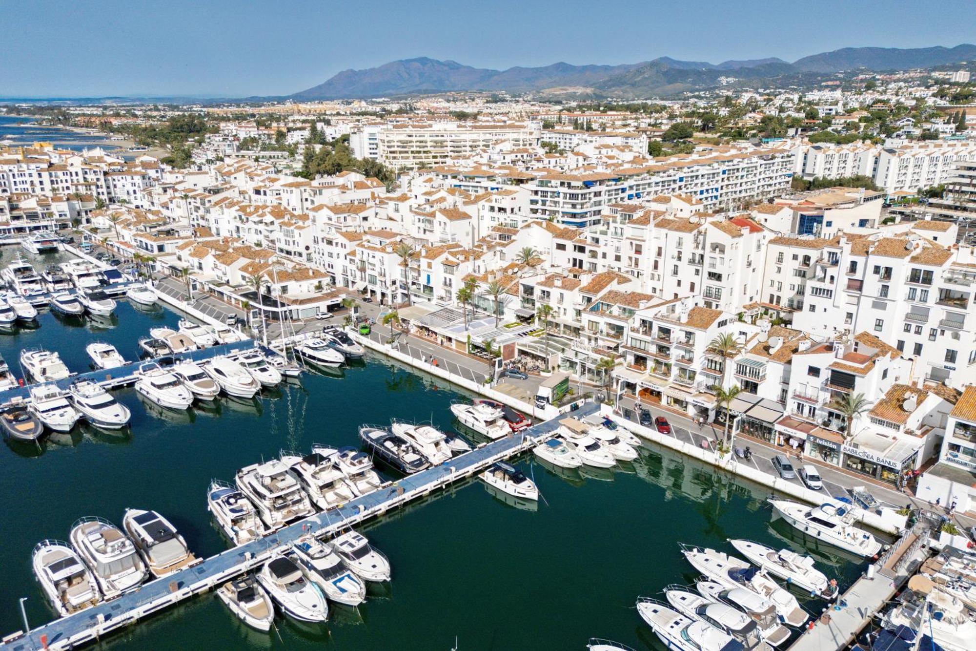 Ferienwohnung 243-Fully Renovated-Puerto Banus Marbella Front Line Penthouse Exterior foto