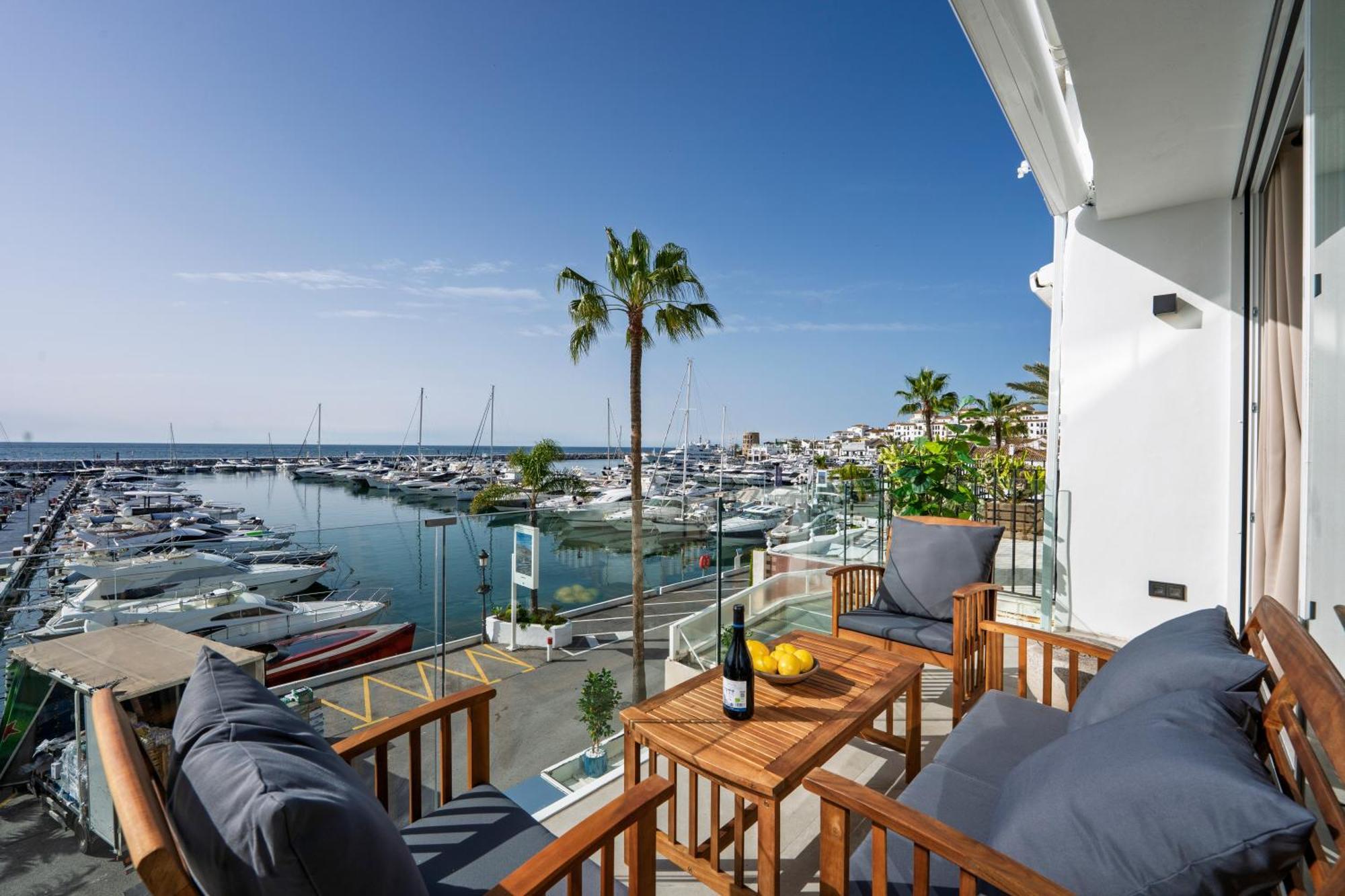 Ferienwohnung 243-Fully Renovated-Puerto Banus Marbella Front Line Penthouse Exterior foto