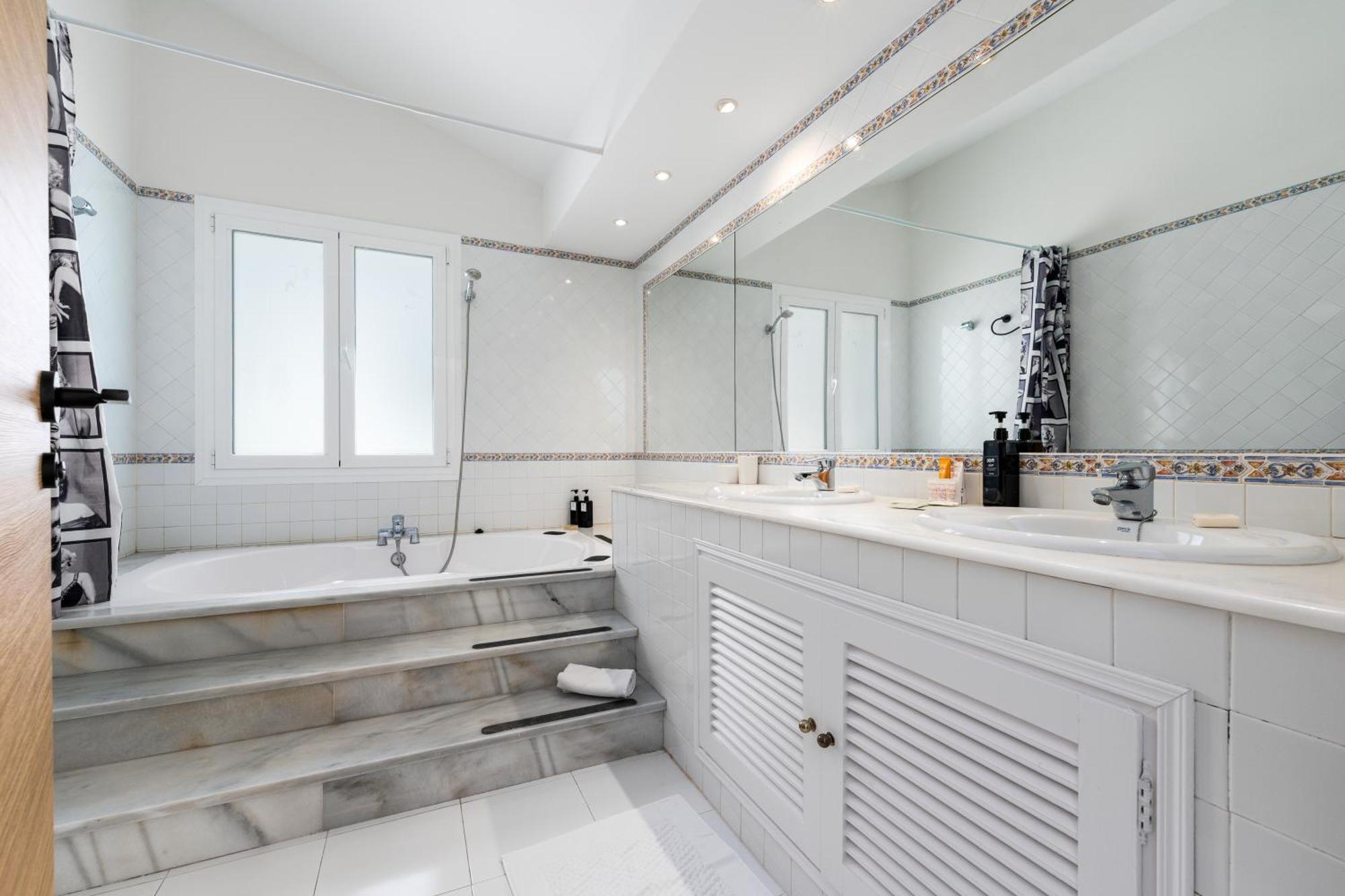 Ferienwohnung 243-Fully Renovated-Puerto Banus Marbella Front Line Penthouse Exterior foto