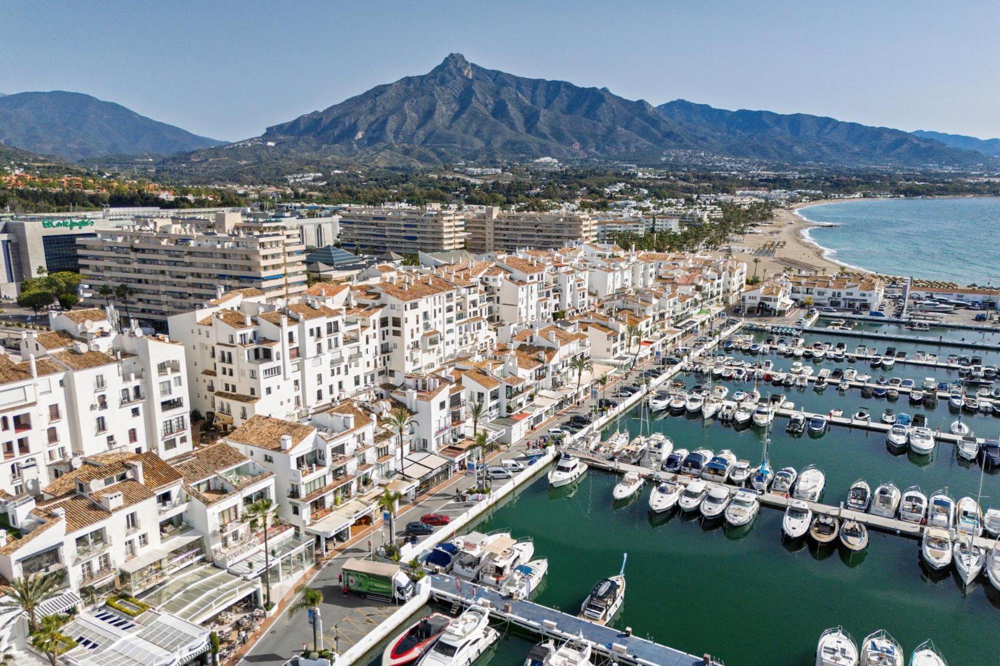 Ferienwohnung 243-Fully Renovated-Puerto Banus Marbella Front Line Penthouse Exterior foto